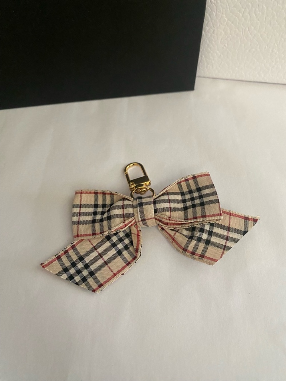 Burberry Ribbon Plaid Bow Bag Clip